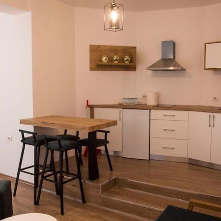 Apartament Stefani Sarandë 외부 사진