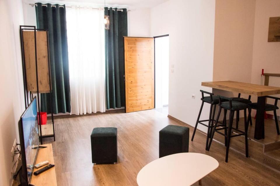 Apartament Stefani Sarandë 외부 사진